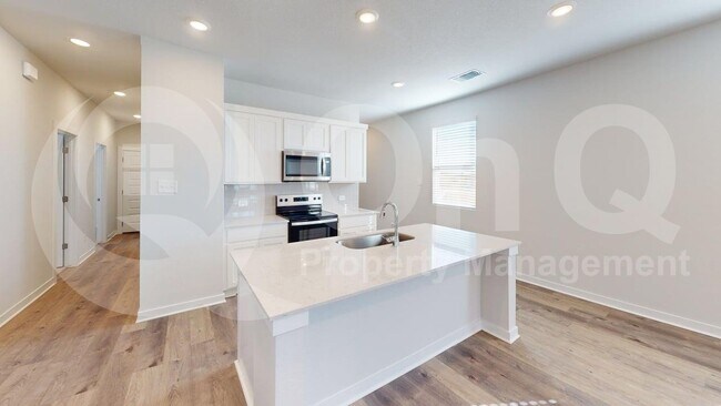 Building Photo - 201 Firefox Wy