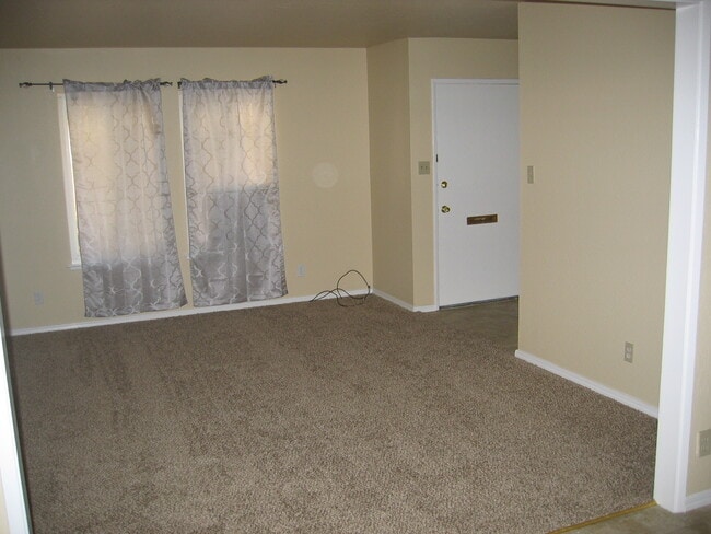 Building Photo - 1816 Polk Way