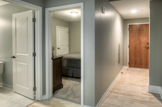 Interior Photo - The Barker — Downtown Omaha at Your Doorstep