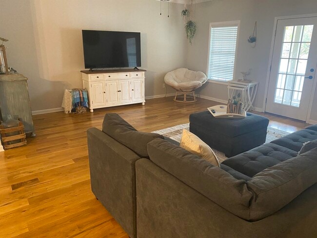 Foto del edificio - 500 Port Laz Ln