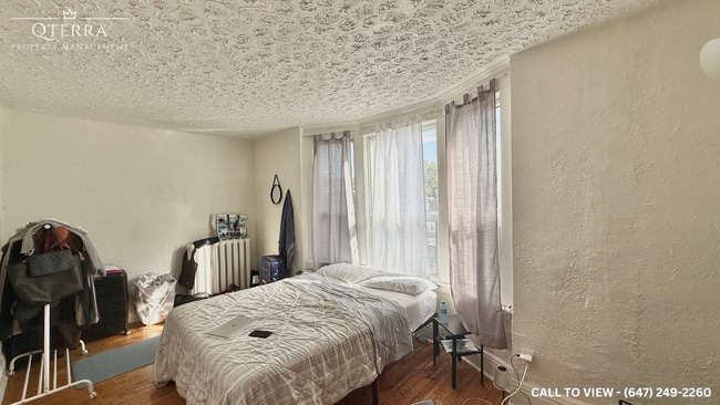 Photo du bâtiment - 938 Gerrard St E