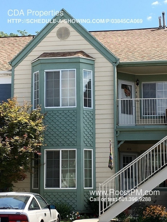 Building Photo - 1424 W Beacon Hill Dr
