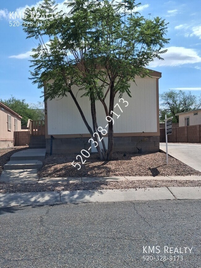 Building Photo - 3064 E Acacia Club Ln