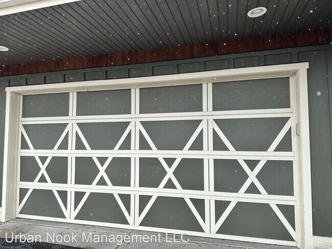 Foto del edificio - 3 br, 2.5 bath House - 418 Enterprise Blvd...