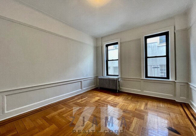 Building Photo - 1289 Union St
