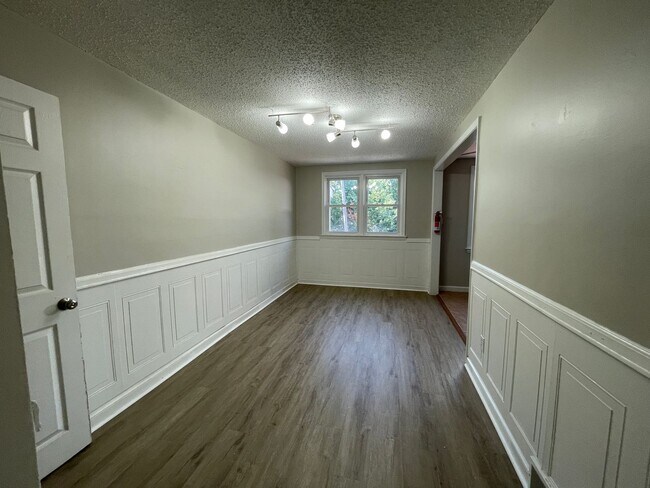 Building Photo - Beautiful 3 Bedroom 1 Bath in Glenolden
