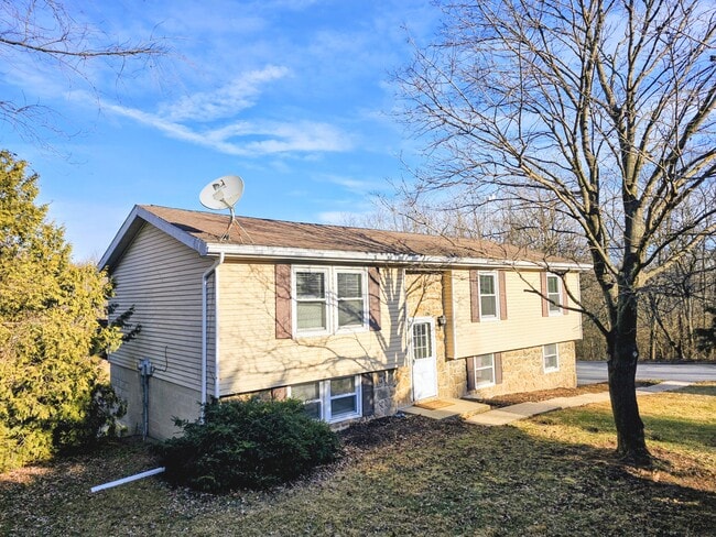 Building Photo - 123 Nettie Dr