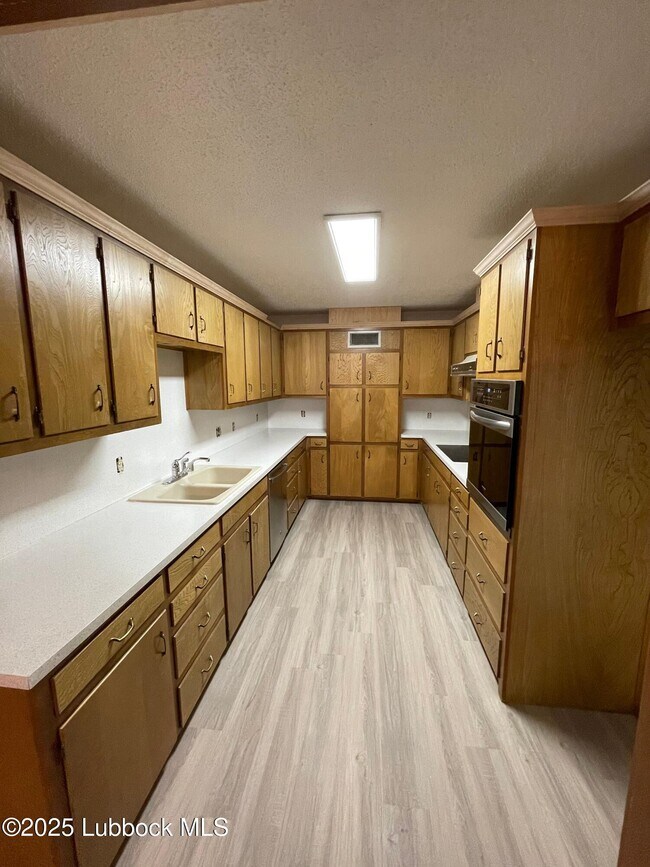 Foto del edificio - 4706 88th St