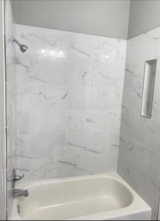 Foto del edificio - 229 N Everton St