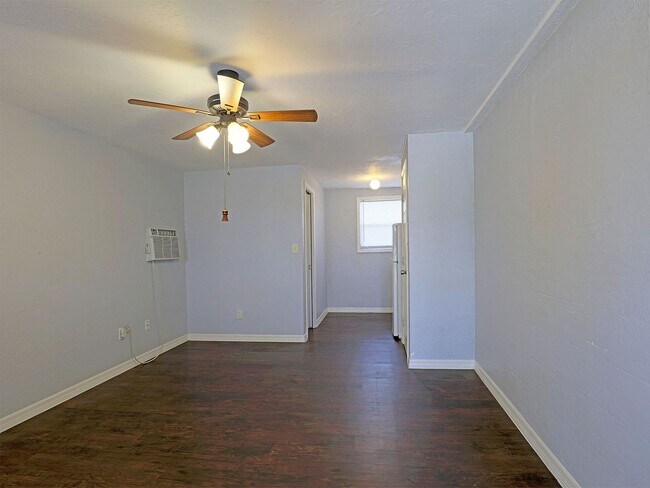 Building Photo - Duplex Lehigh Acres 44-A