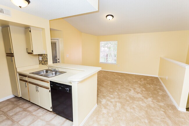 Foto del edificio - 437 Fountainhead Cir