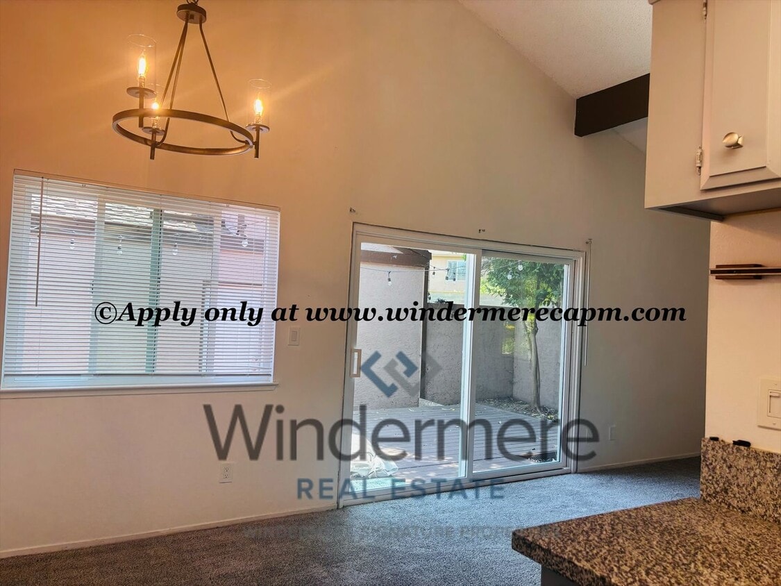 Photo - 127 Touchstone Pl