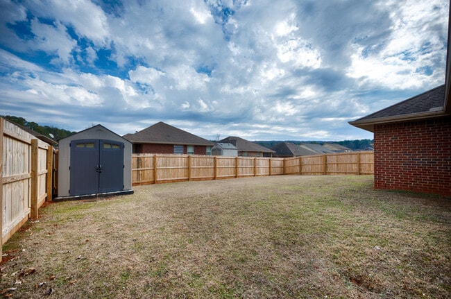 Building Photo - 318 Dovington Dr