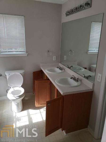 Foto del edificio - 5836 Waggoner Cove