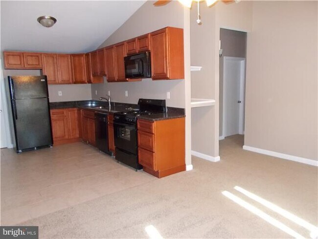 Foto del edificio - 660 Windsor Ave