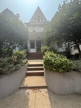 Building Photo - 157 Harrison Ave