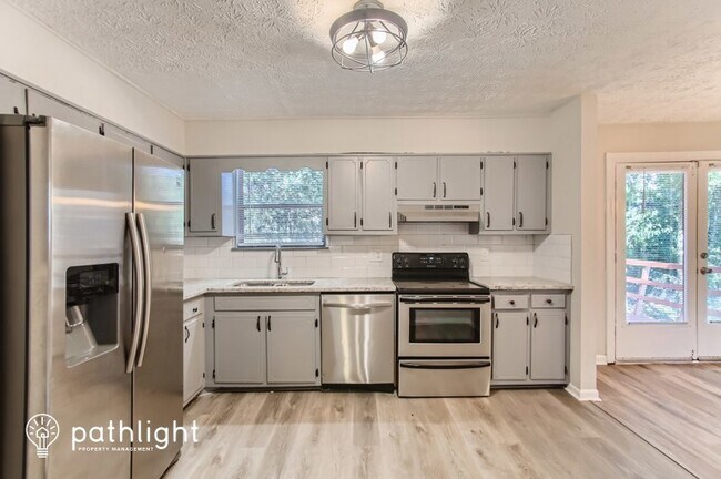 Foto del edificio - 3455 Salem Mill Trail, Conyers, GA, 30013