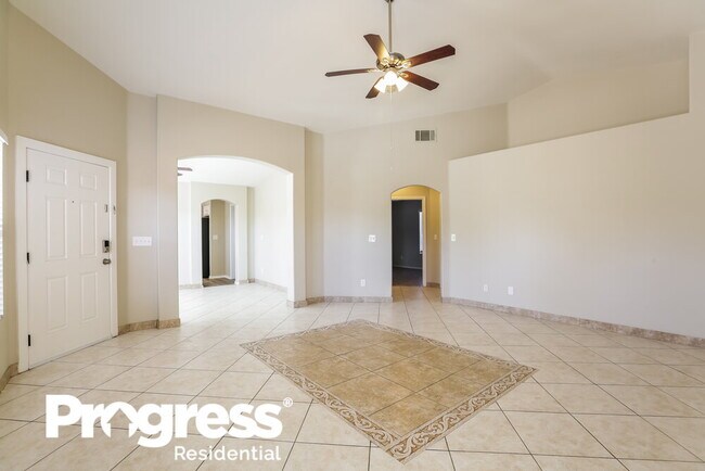 Foto del edificio - 1207 Cobble Lake Ave