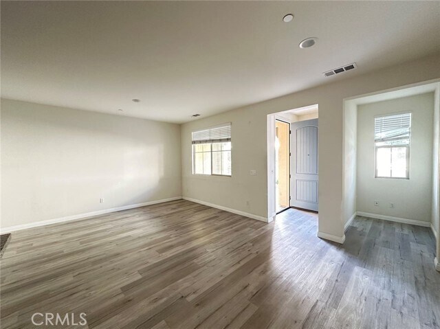 Foto del edificio - 2888 E Berry Loop Privado