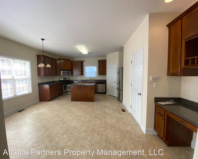 Foto del edificio - 4 br, 2.5 bath House - 4945 Brown Leaf Dr