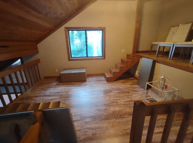 Foto del edificio - Room in House on New Crossing Trail E