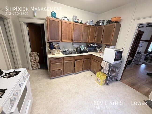 Foto del edificio - 809 E 5th St