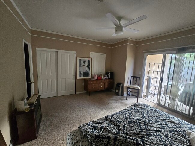 Foto del edificio - 413 Mill Hollow Rd