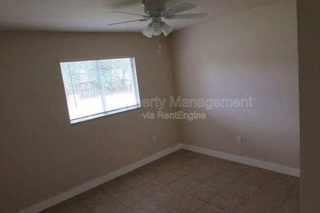 Building Photo - 465 Figuera Ave