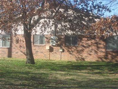 Primary Photo - 601 Walnut S