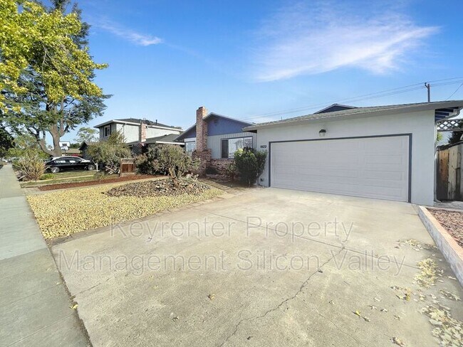 Foto del edificio - 1822 Gunston Way