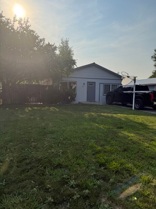 Primary Photo - 1351 Bluff St