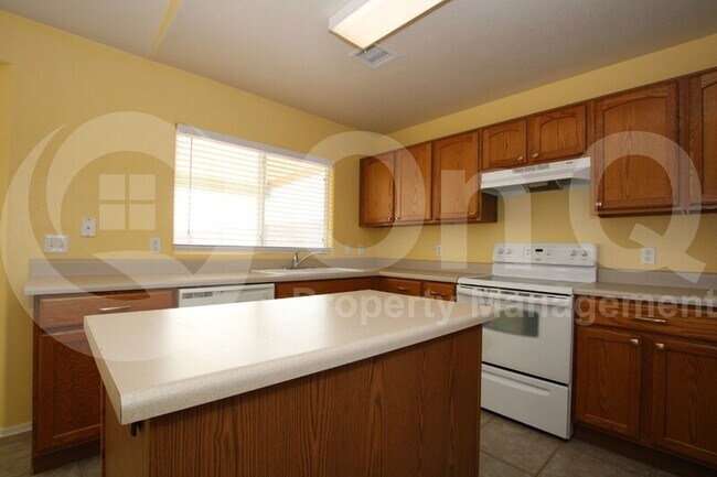 Building Photo - 1329 E Autumn Sage Trail