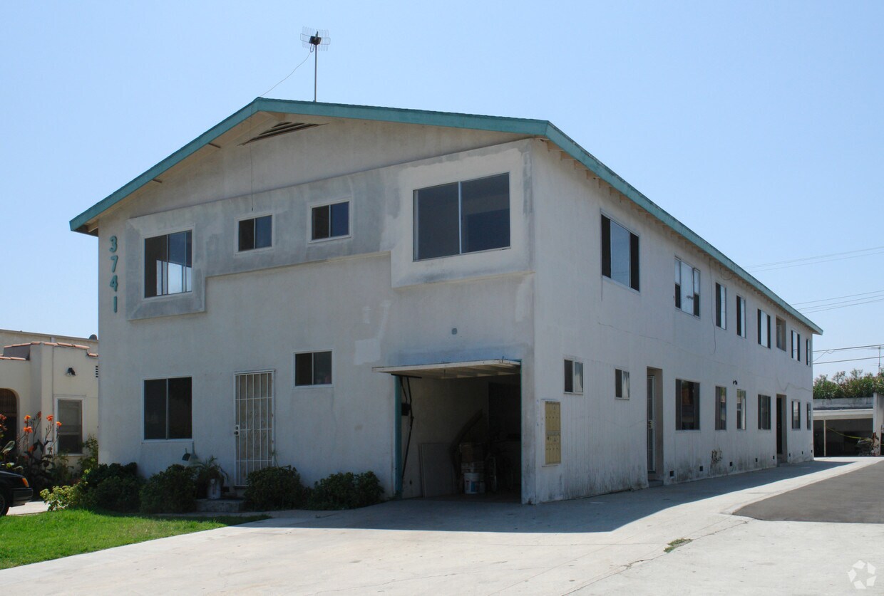 Building Photo - 3741 Midvale Ave
