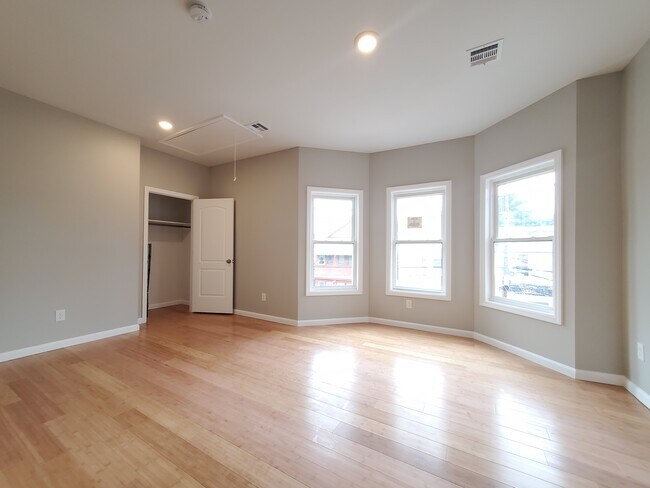 Foto del edificio - 149 Myrtle Ave