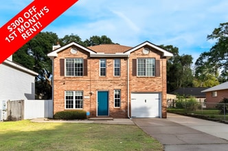 Building Photo - 113 Scranton St