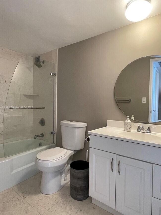 Building Photo - 5700 Collins Ave