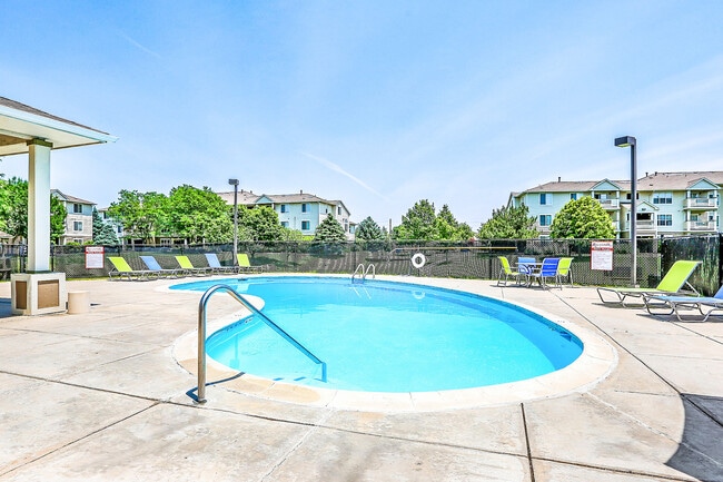 Building Photo - Riverwalk Apartments