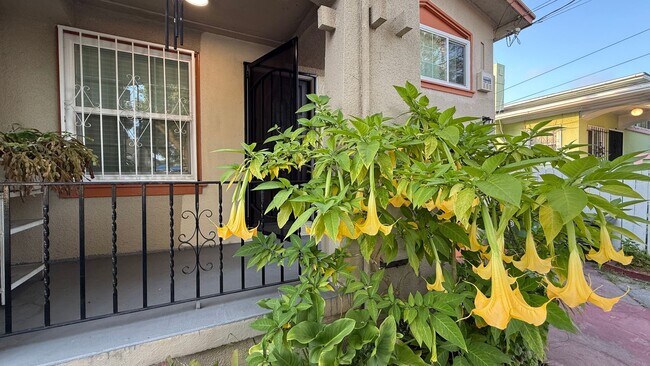 Foto del edificio - EPIC REA: Charming 2 Bed/ 1 Bath Home in O...