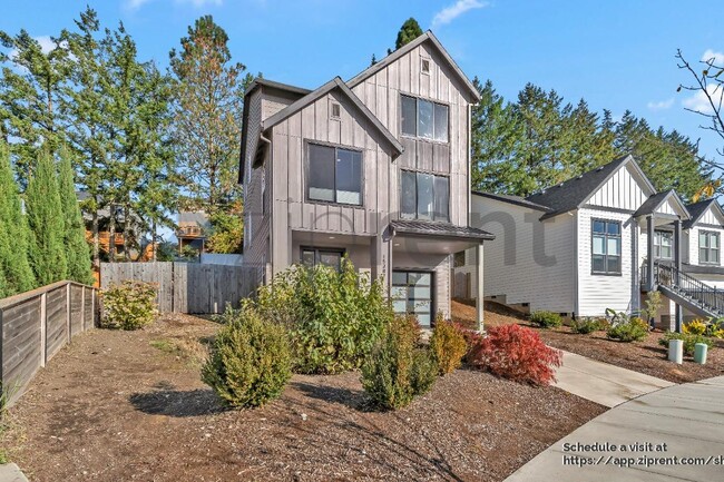 Foto del edificio - 15387 SE Hawthorne Mdws St