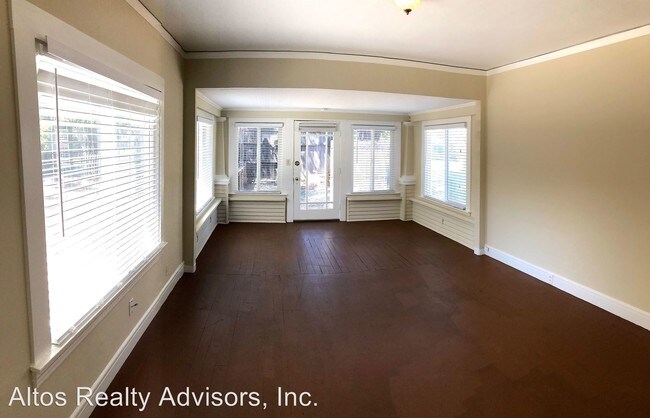 Building Photo - 3 br, 1 bath House - 14274 Capri Drive