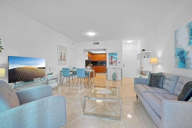 Foto del edificio - 1331 Brickell Bay Dr