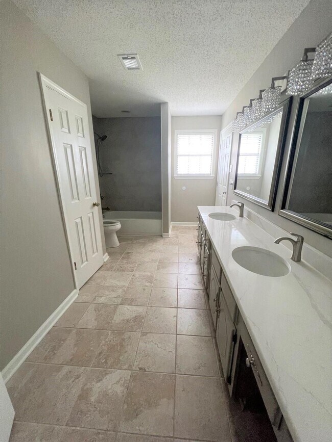 Foto del edificio - 11485 Sycamore Farms Rd
