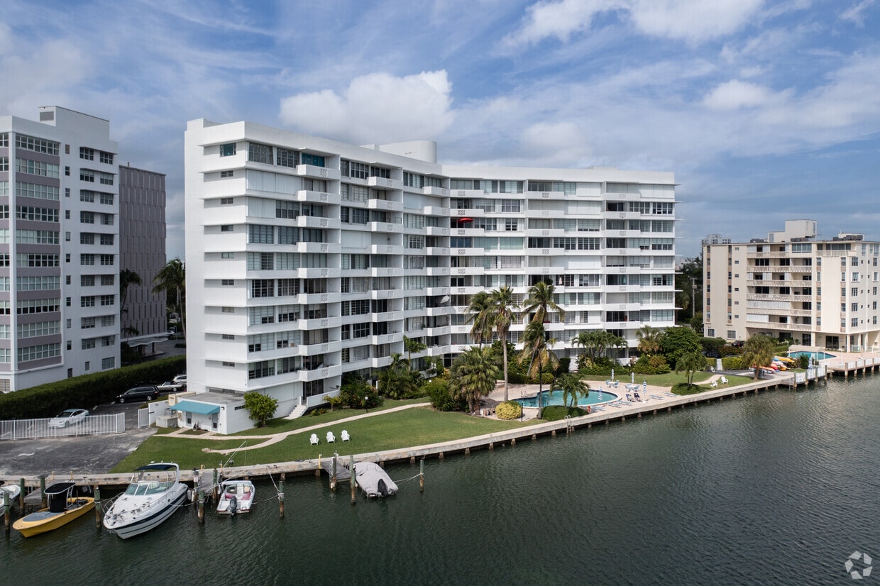 Primary Photo - Mediterranean Apartments
