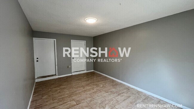 Foto del edificio - 5333 Clinchport Cir