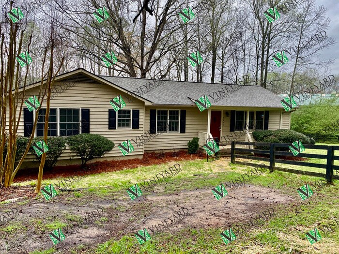 Primary Photo - 8279 E Cherokee Dr