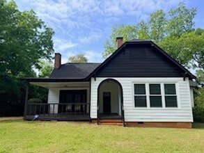 Building Photo - 1241 W Poplar St