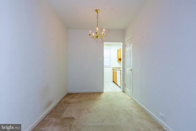 Building Photo - 203 N Trenton St