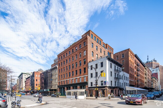 Building Photo - 57 Beach St