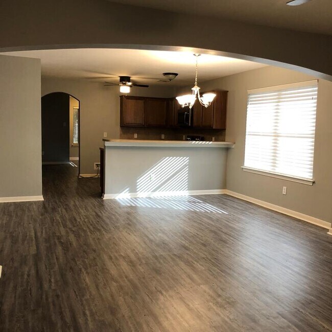 Foto del edificio - 7307 Kransburg Ranch Dr
