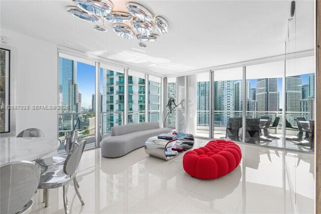 Foto del edificio - 90 SW 3rd St